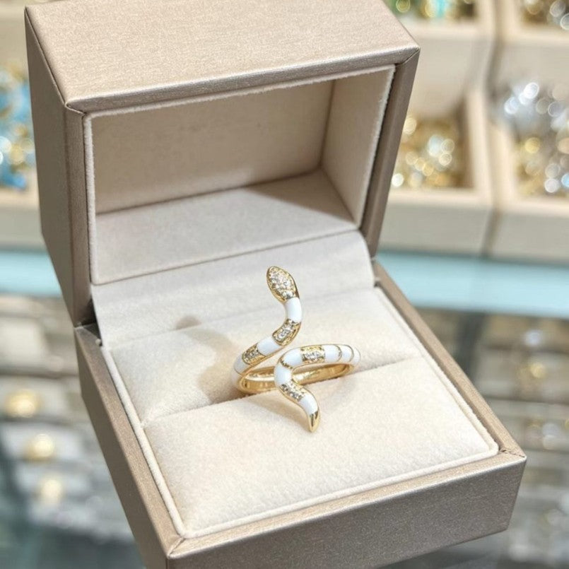 Exaggerated Index-finger Ring For The Year Of The Snake Your Zodiac Year Vera Lux