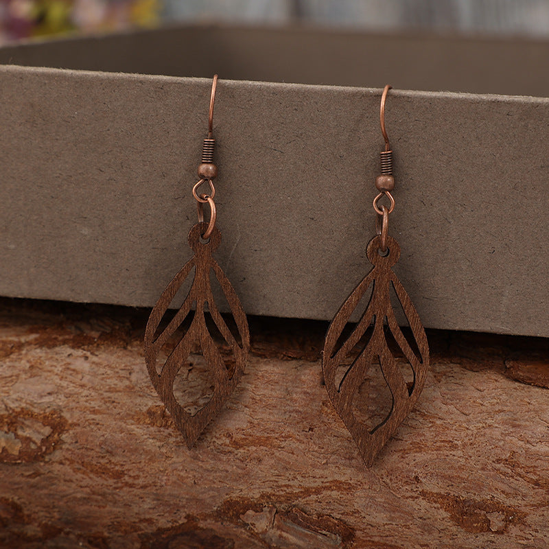 Retro-style Leaf-shaped Minimalist Ethnic-style Personalized Wooden Earrings Vera Lux