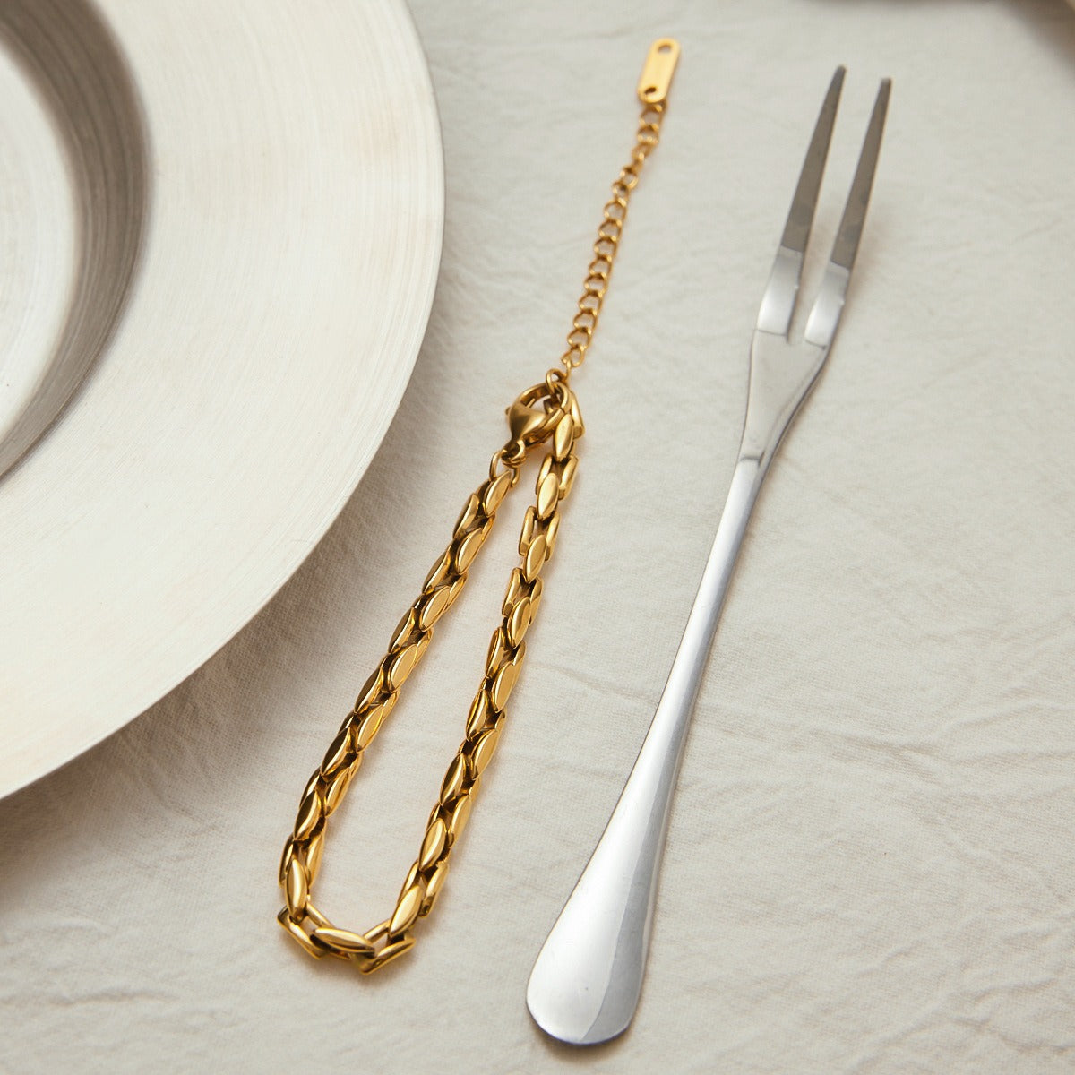 18k gold light luxury high-end bracelet Vera Lux