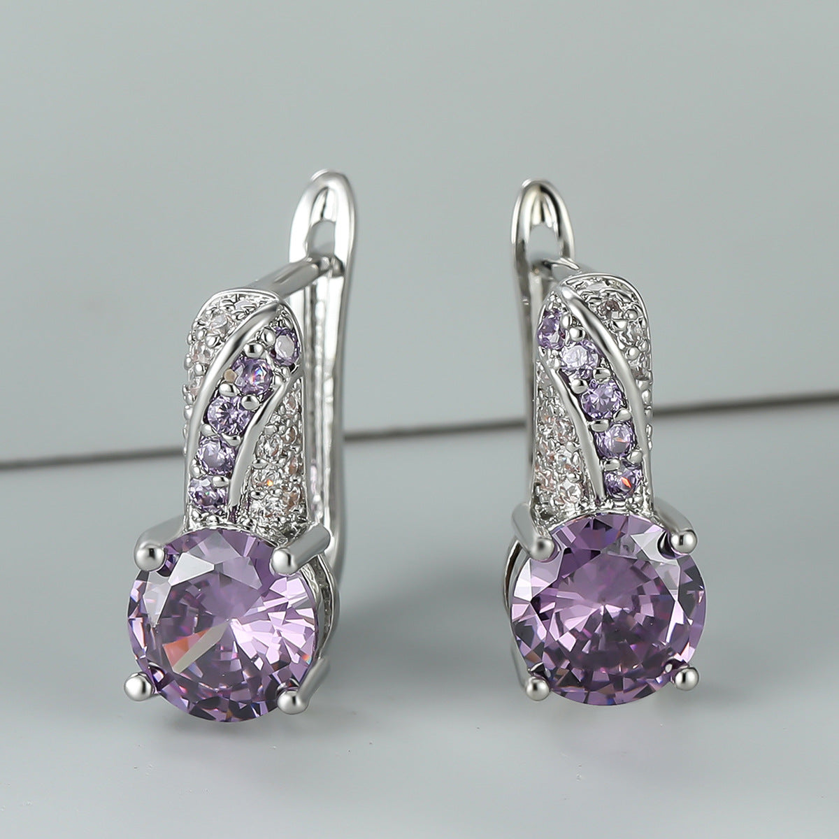 AutumnWinter Accessories White K-Gold Inlaid Round Amethyst Ear Clips Vera Lux