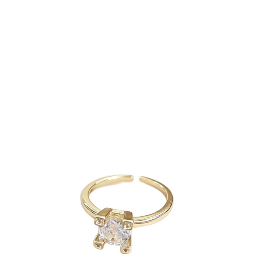 Golden Light-luxury Elegant Open-ring Design Vera Lux