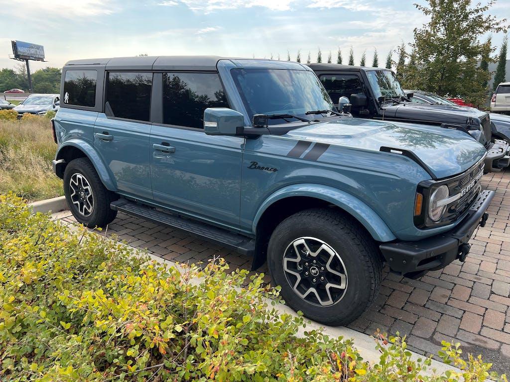 Fender Racing Stripes - 2021+ Bronco (non-Raptor) StickerFab