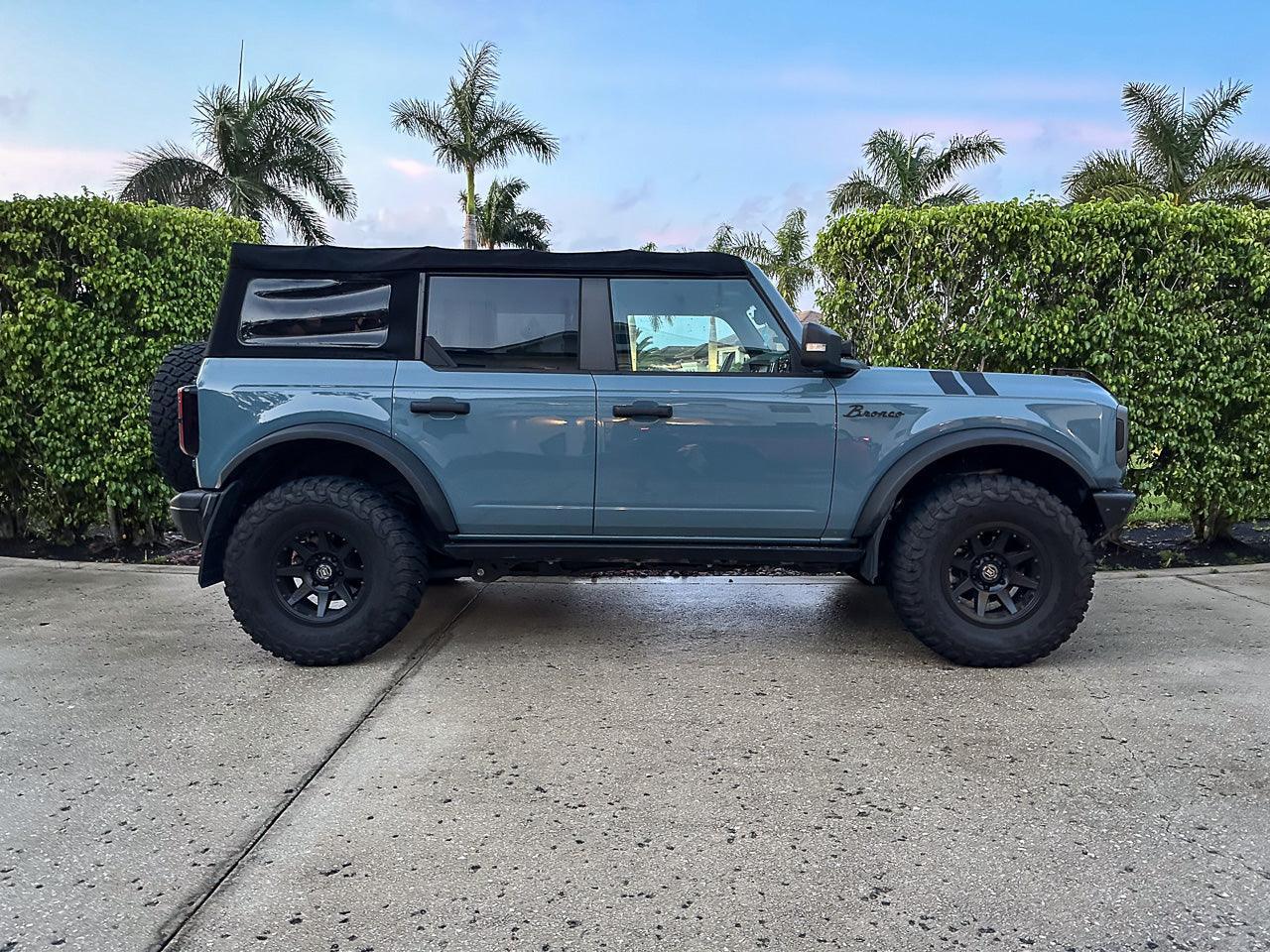 Fender Racing Stripes - 2021+ Bronco (non-Raptor) StickerFab