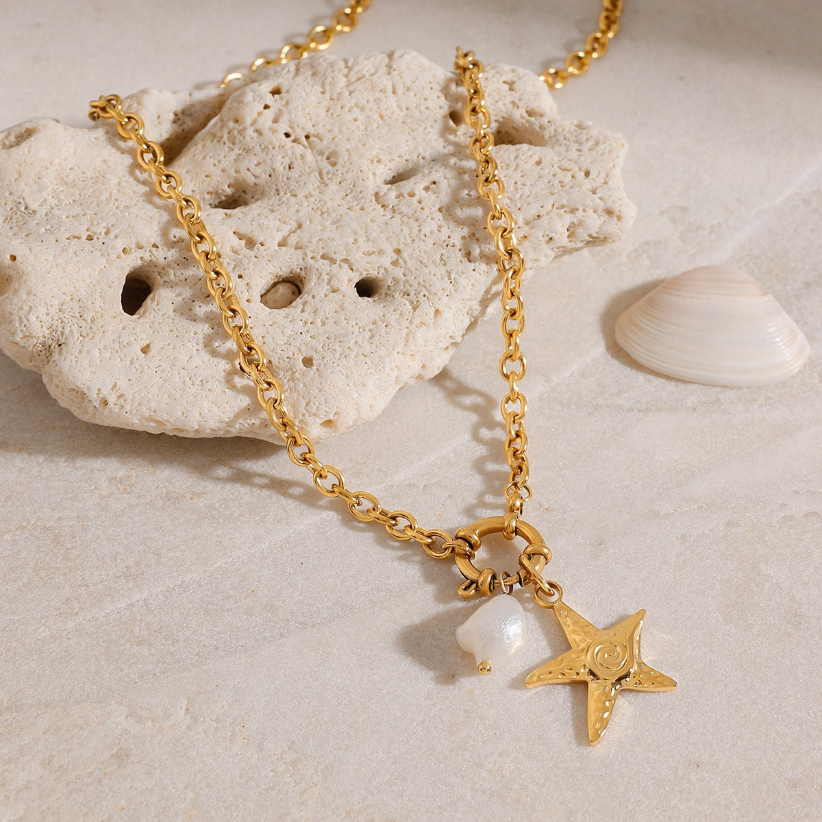 18K gold starfish with pearl design exquisite and noble necklace Vera Lux