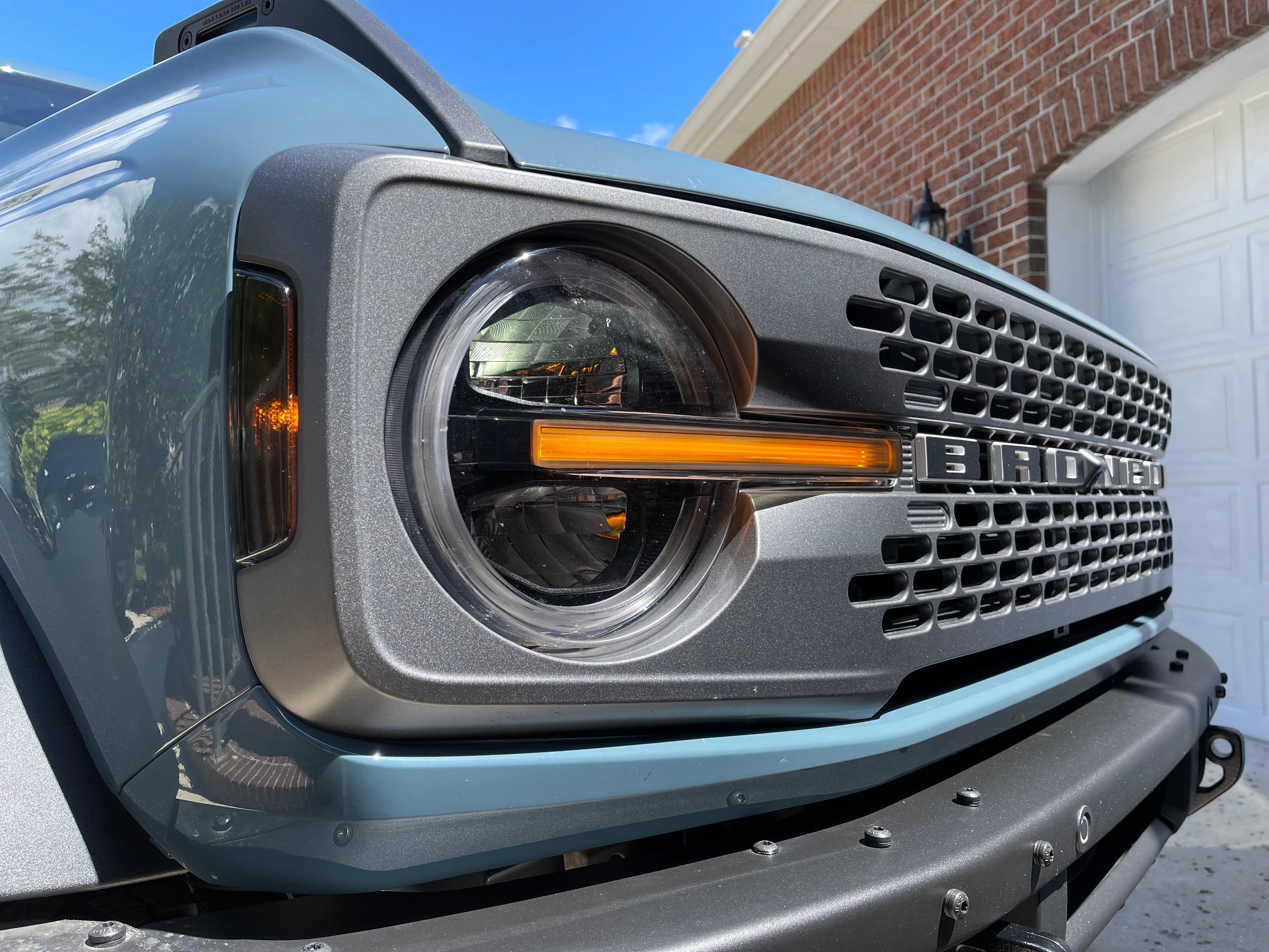 Smoked Sidemarker Overlays (Front Only) - 2021+ Bronco (ALL) StickerFab