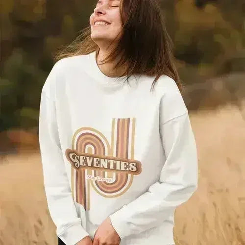 70's Retro Sweatshirt - Vintage Loose Fit Crewneck | Femstylo Femstylo