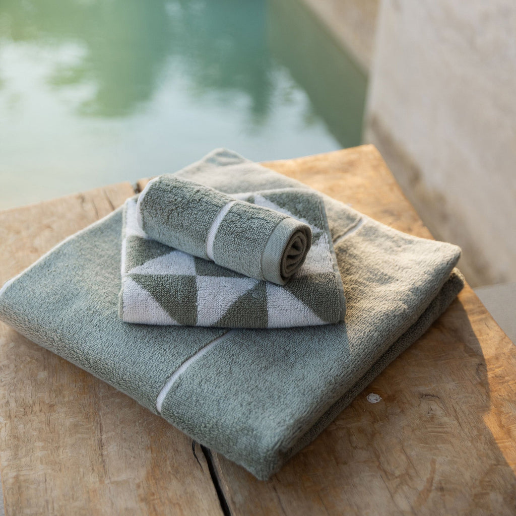 Umbra Australian Cotton Towels Italic