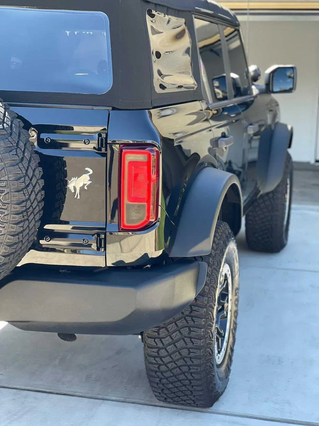 Version 1H Tail Light Overlays - 2021+ Bronco (w/ Halogen Taillights) StickerFab