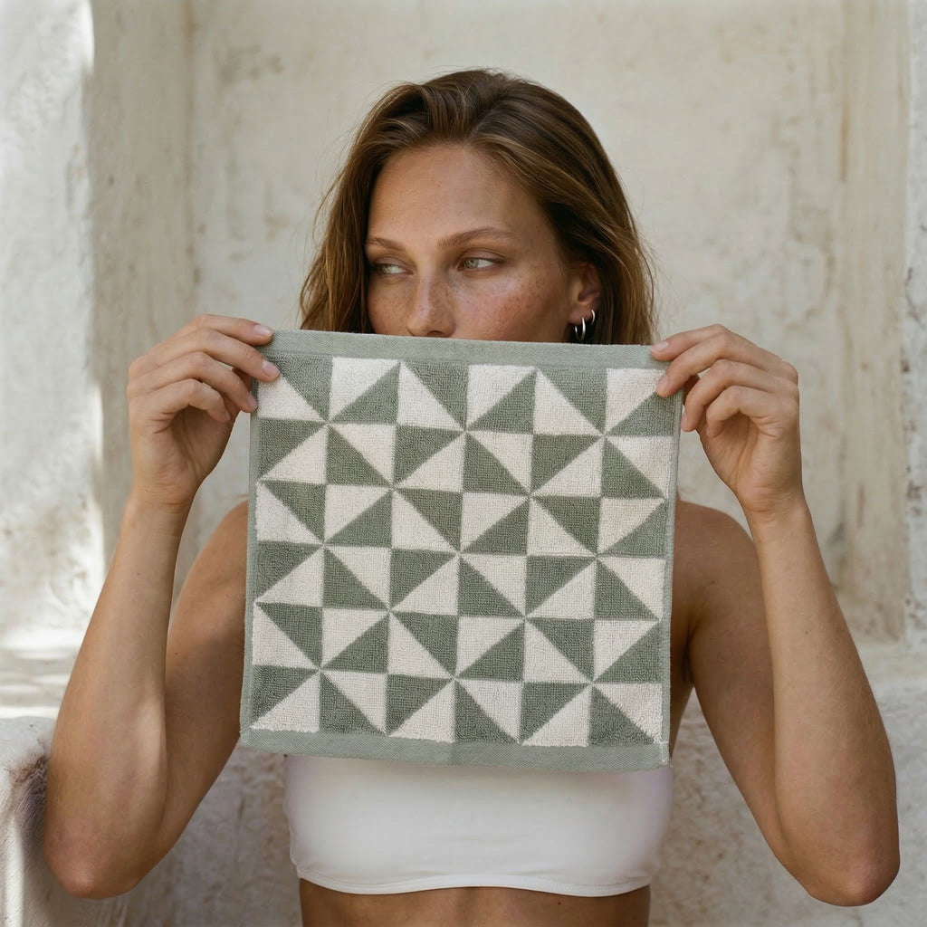 Umbra Australian Cotton Towels Italic